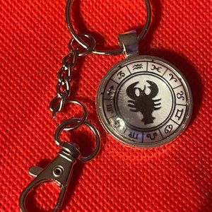Keychain Cabochon “Scorpio”